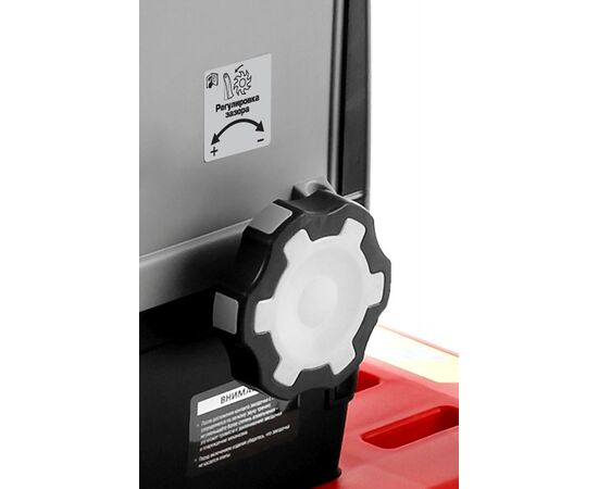  Садовый измельчитель Зубр ЗИЭ-44-2800 